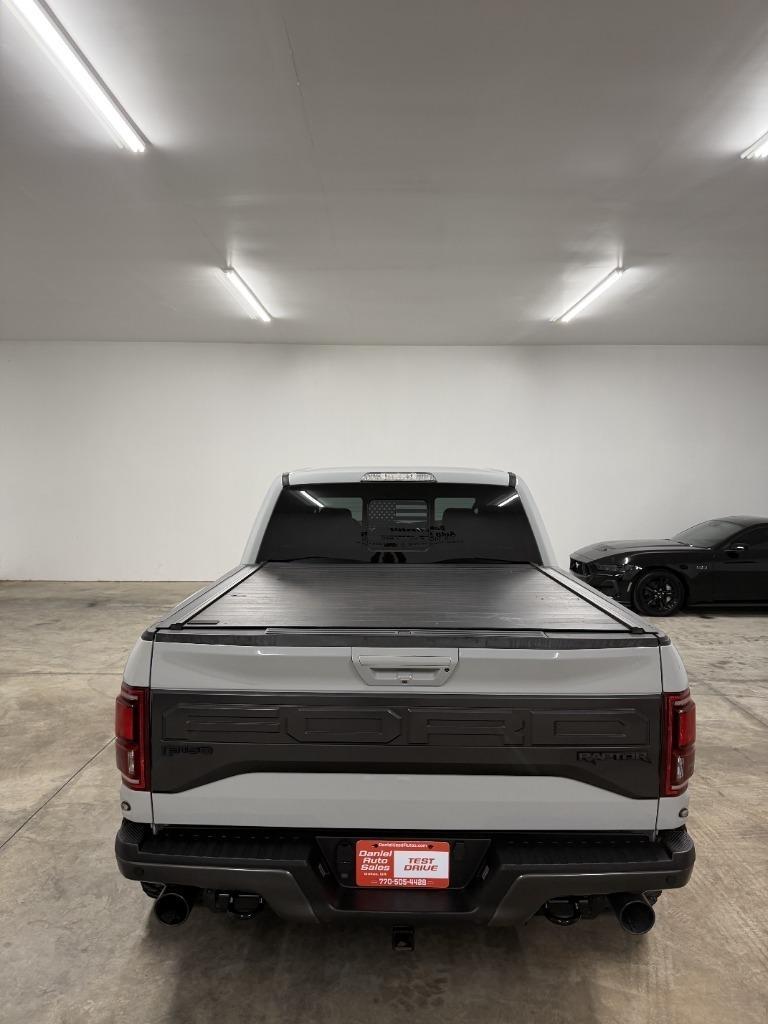 Ford F-150 Raptor SuperCrew 4WD 2017