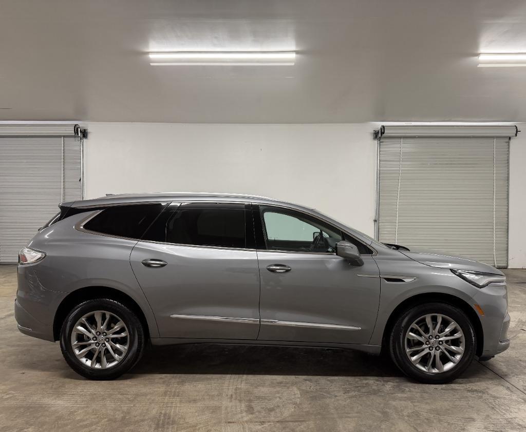 Buick Enclave Avenir FWD 2023