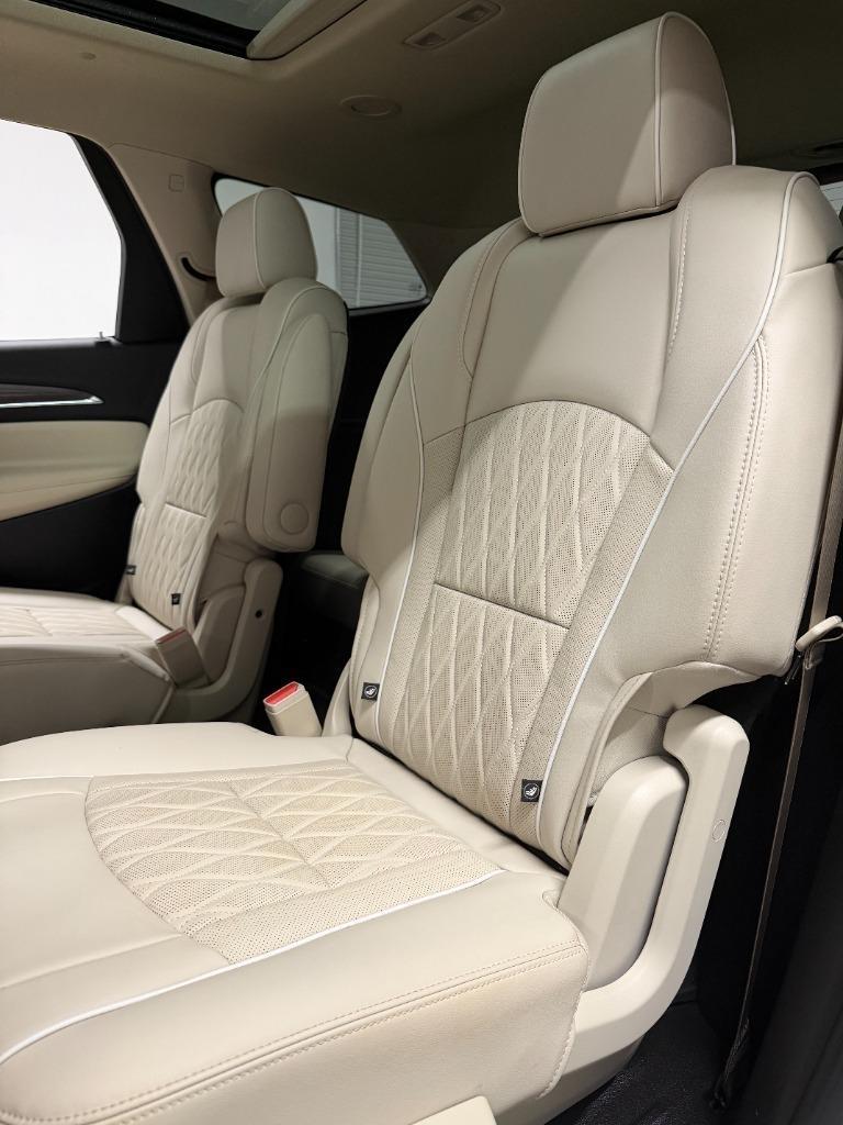 Buick Enclave Avenir FWD 2023