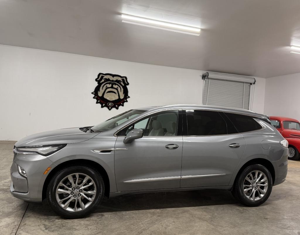 Buick Enclave Avenir FWD 2023
