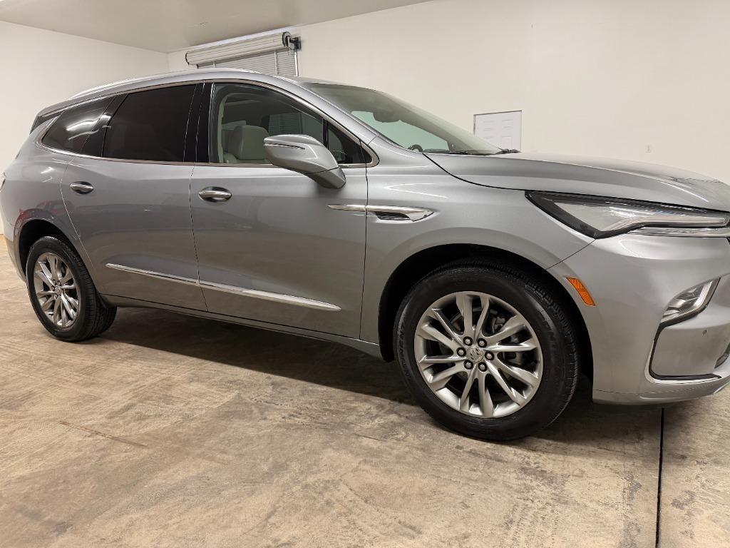 Buick Enclave Avenir FWD 2023