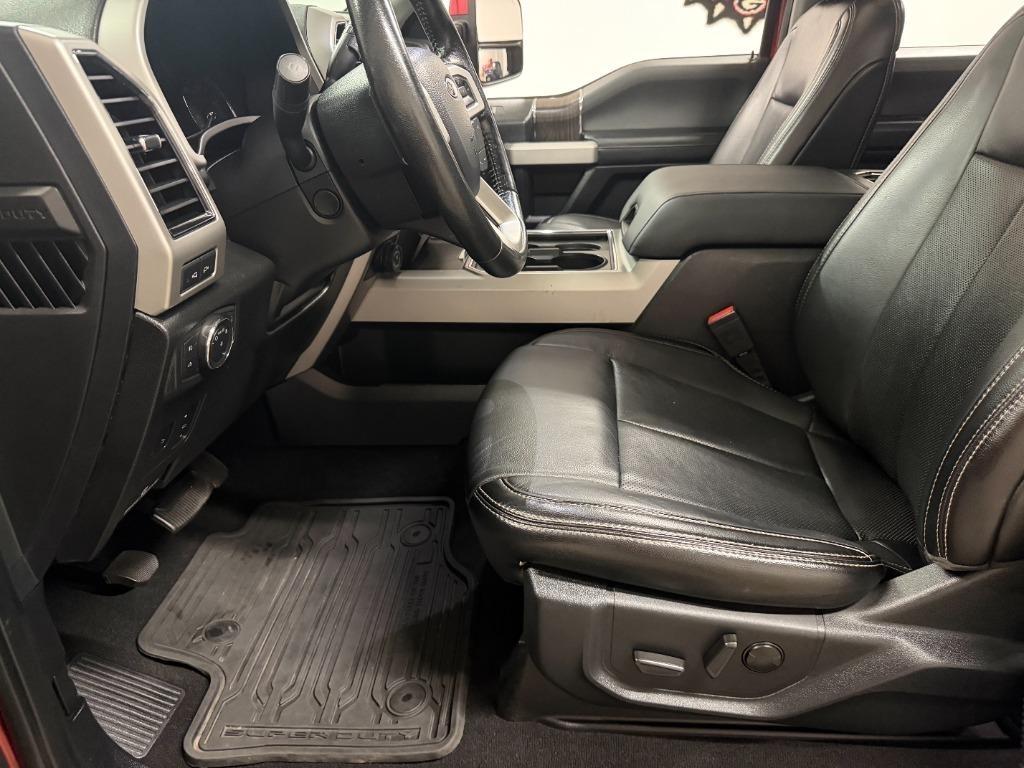 Ford F-250 SD Lariat Crew Cab 4WD 2020