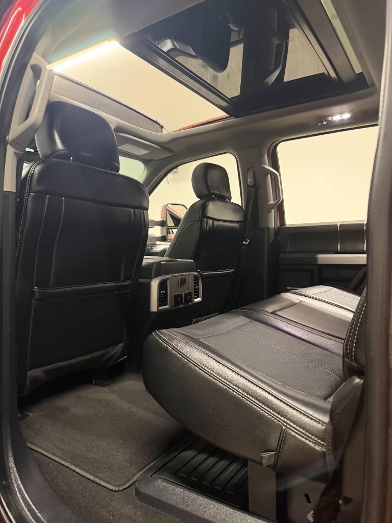 Ford F-250 SD Lariat Crew Cab 4WD 2020