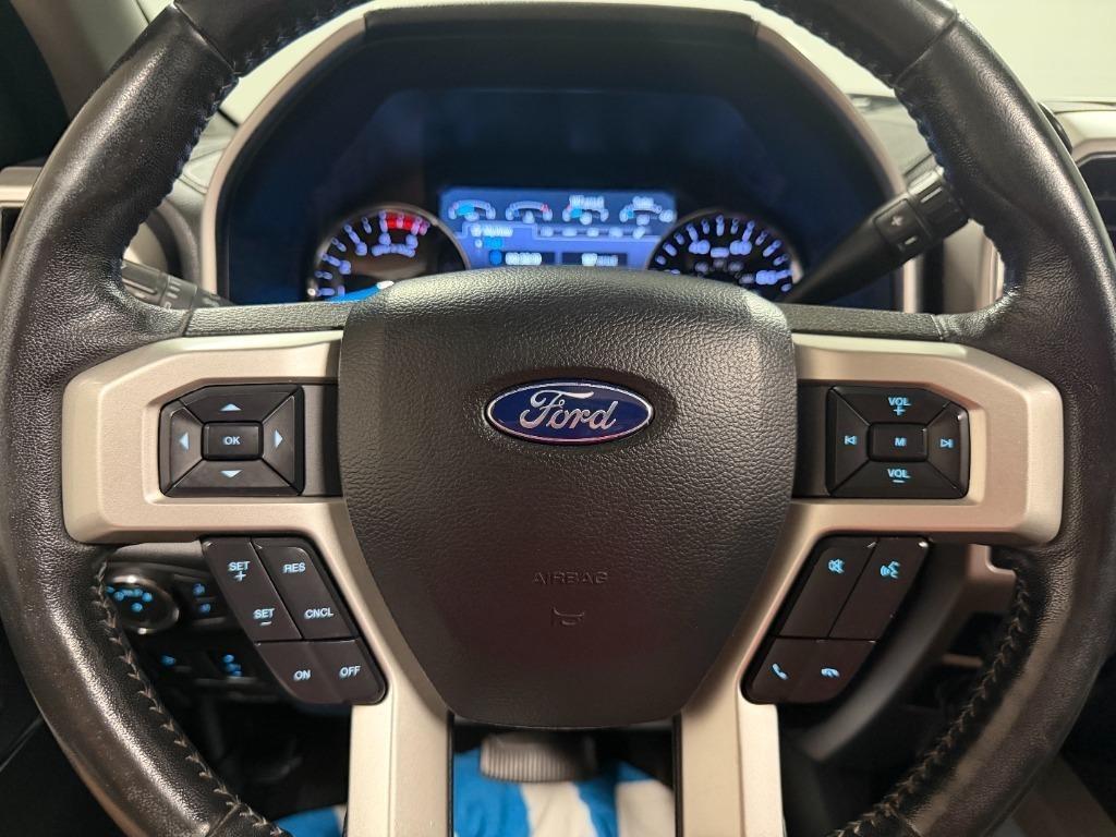 Ford F-250 SD Lariat Crew Cab 4WD 2020
