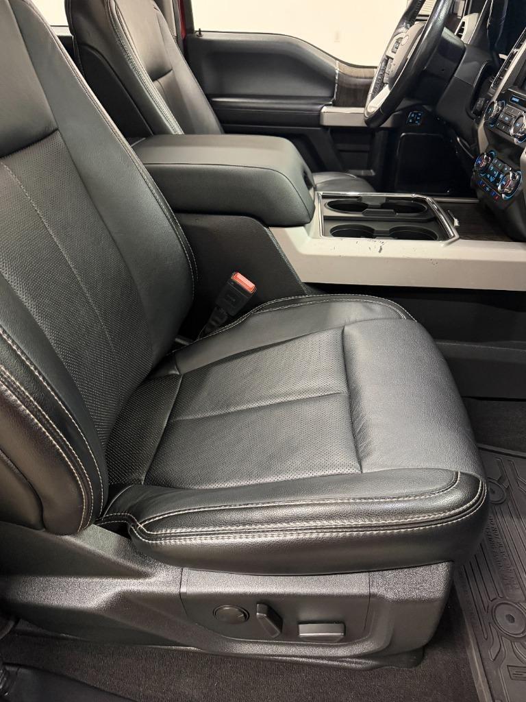 Ford F-250 SD Lariat Crew Cab 4WD 2020