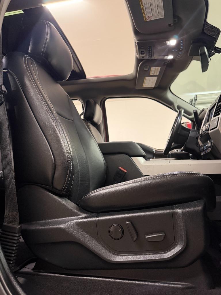 Ford F-250 SD Lariat Crew Cab 4WD 2020