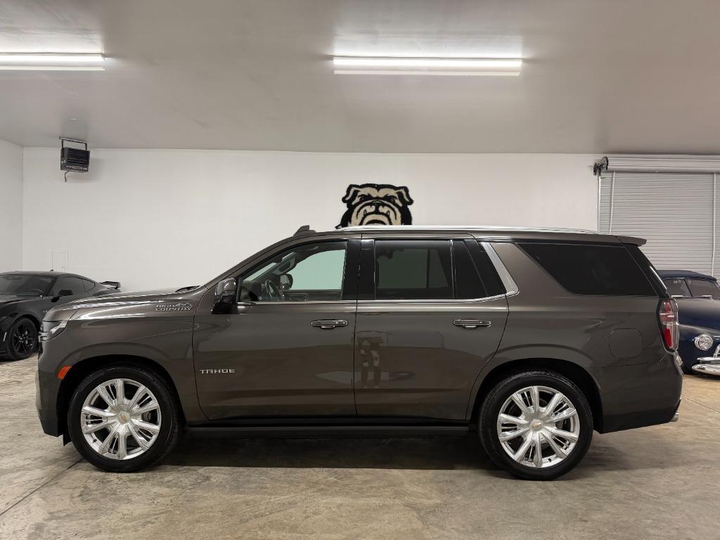 Chevrolet Tahoe High Country 4WD 2021