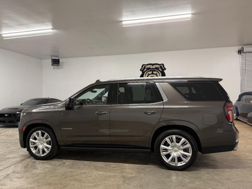 Chevrolet Tahoe High Country 4WD 2021
