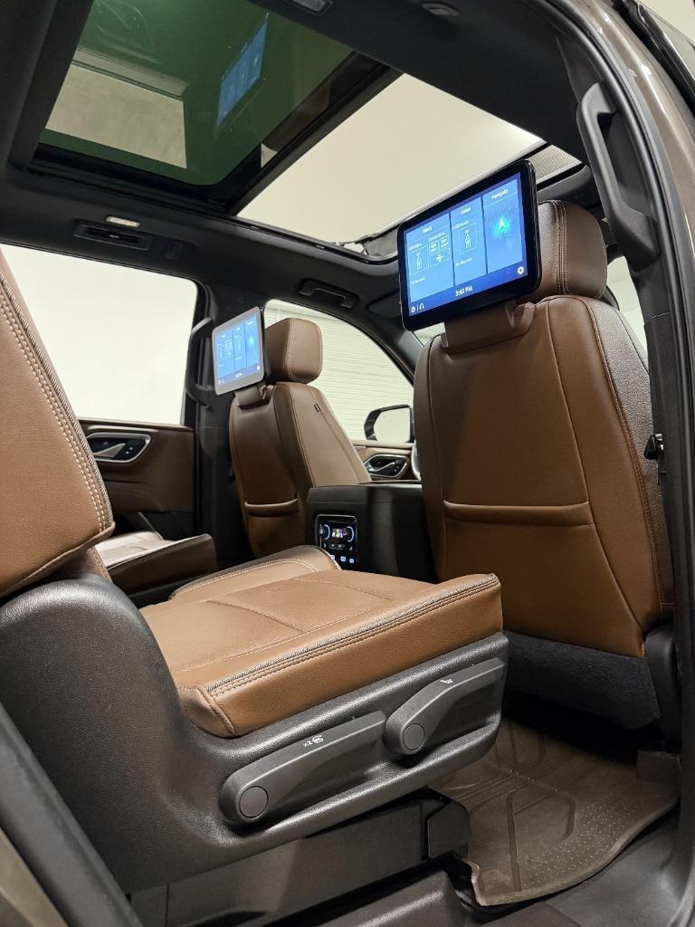 Chevrolet Tahoe High Country 4WD 2021