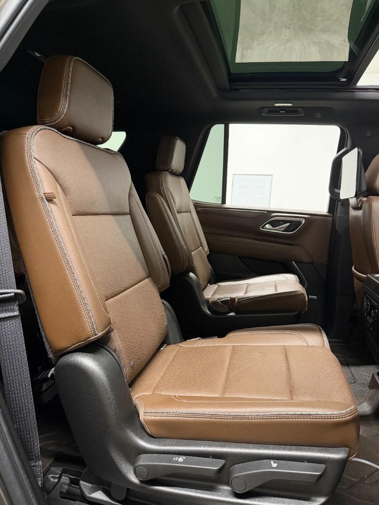 Chevrolet Tahoe High Country 4WD 2021