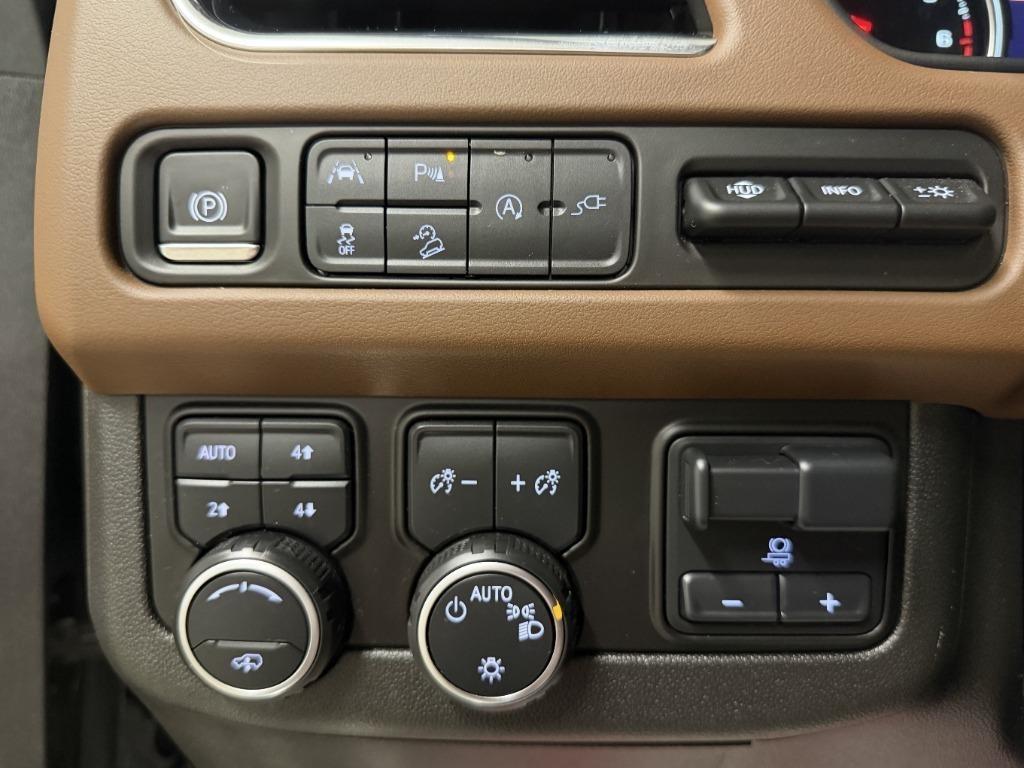 Chevrolet Tahoe High Country 4WD 2021