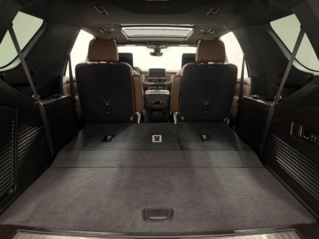 Chevrolet Tahoe High Country 4WD 2021