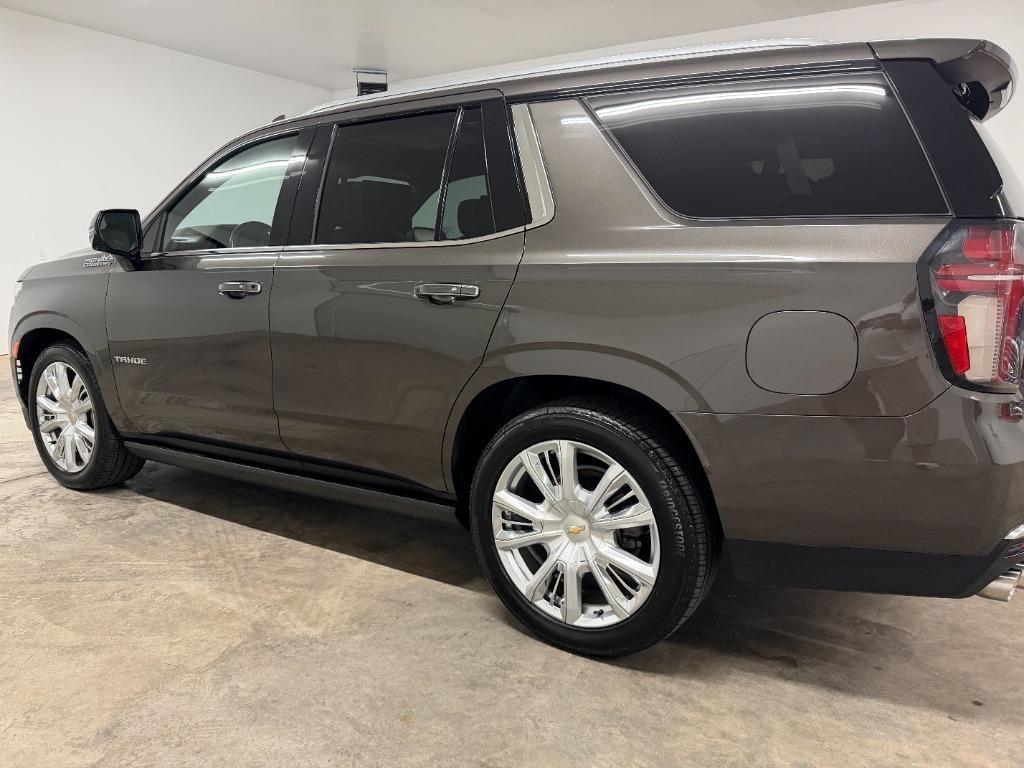 Chevrolet Tahoe High Country 4WD 2021