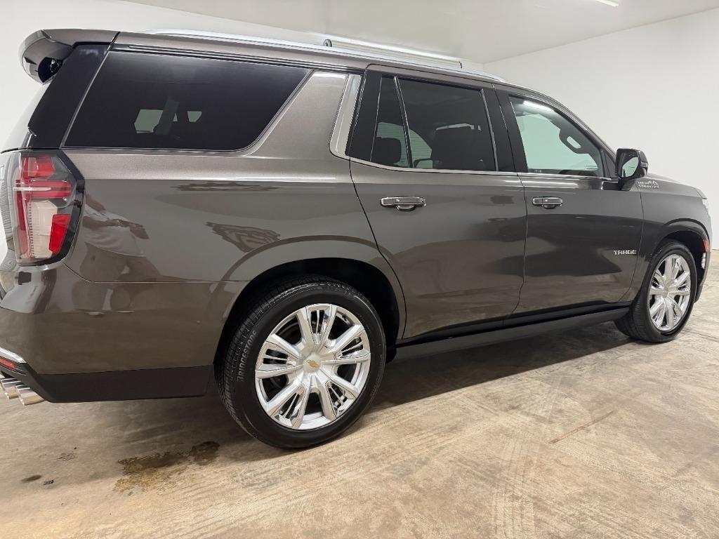 Chevrolet Tahoe High Country 4WD 2021