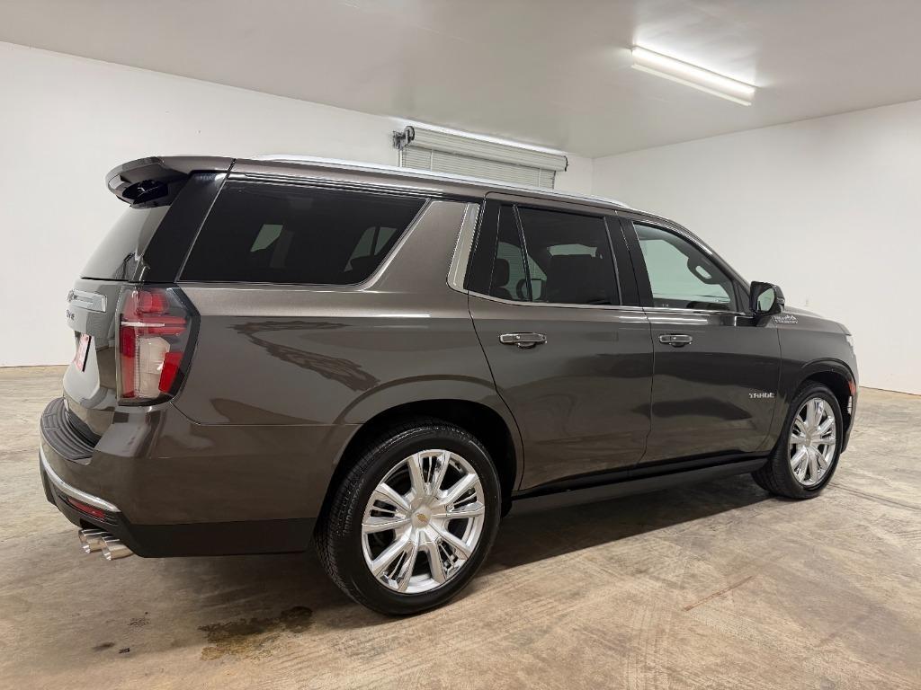 Chevrolet Tahoe High Country 4WD 2021