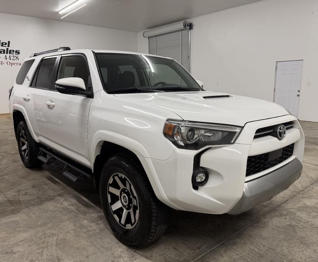 Toyota 4Runner TRD Off-road Premium 4WD 2024