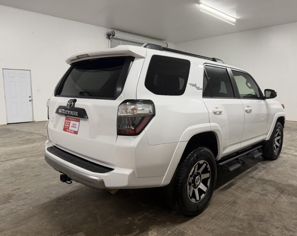 Toyota 4Runner TRD Off-road Premium 4WD 2024
