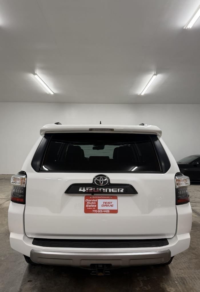Toyota 4Runner TRD Off-road Premium 4WD 2024