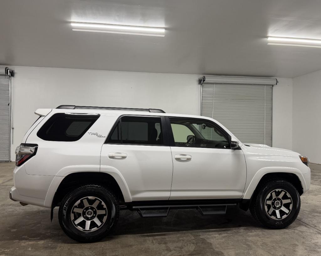 Toyota 4Runner TRD Off-road Premium 4WD 2024