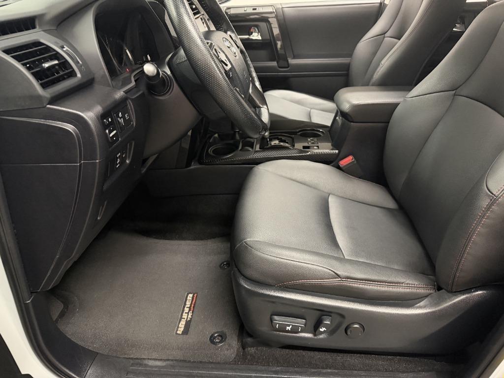 Toyota 4Runner TRD Off-road Premium 4WD 2024