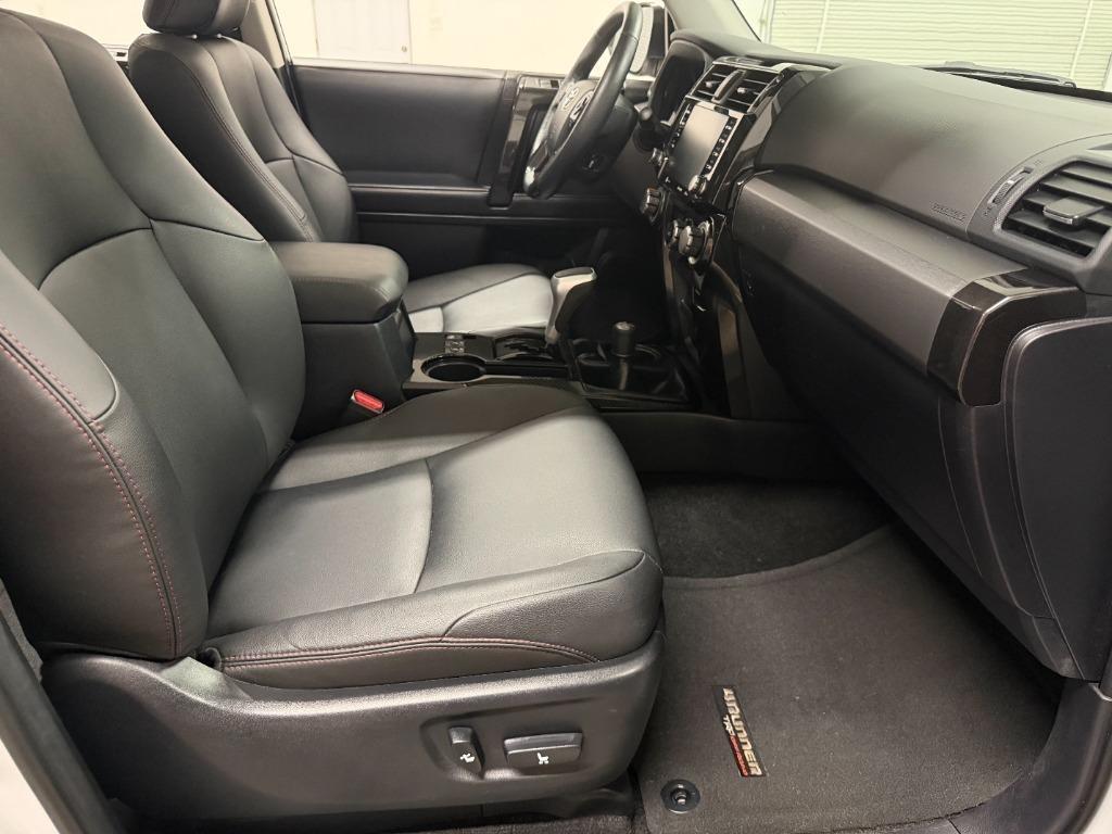 Toyota 4Runner TRD Off-road Premium 4WD 2024