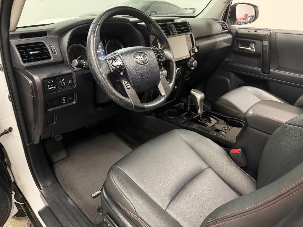 Toyota 4Runner TRD Off-road Premium 4WD 2024