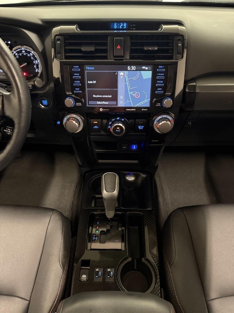 Toyota 4Runner TRD Off-road Premium 4WD 2024