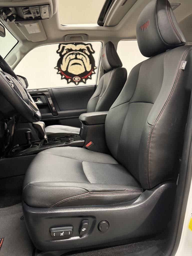 Toyota 4Runner TRD Off-road Premium 4WD 2024