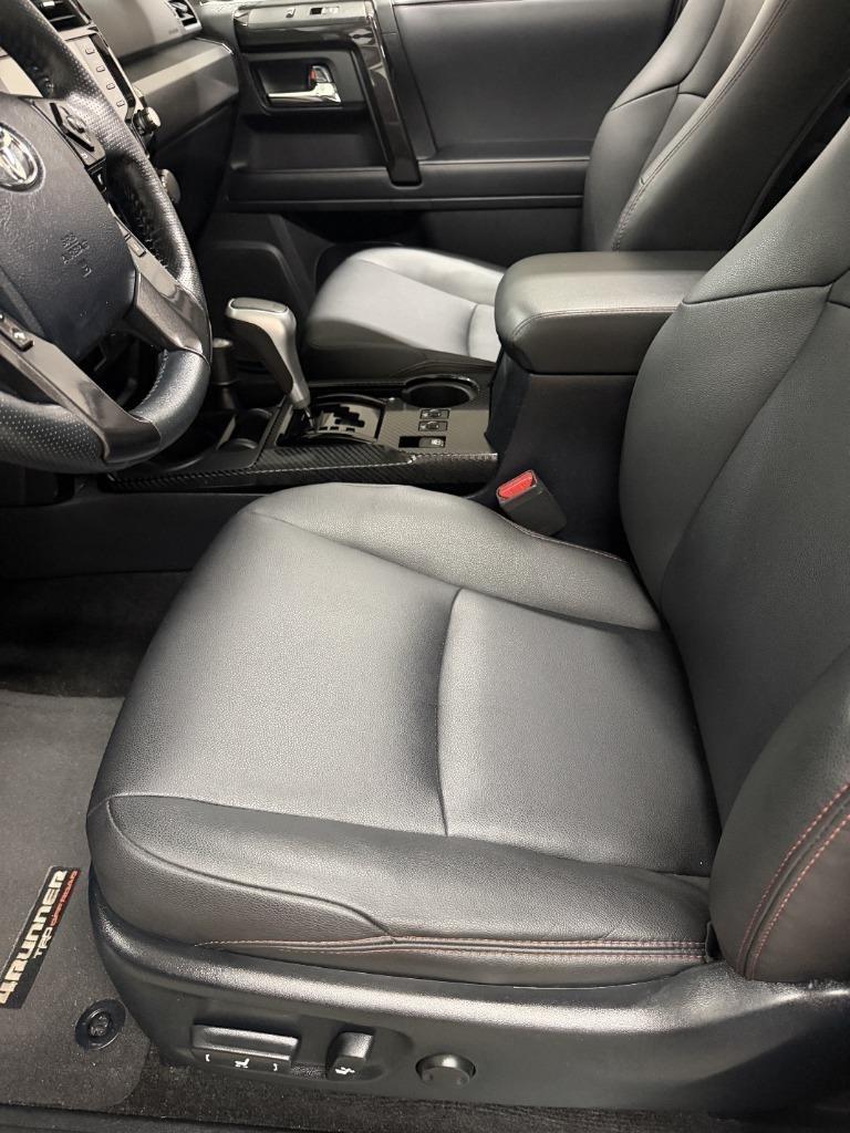 Toyota 4Runner TRD Off-road Premium 4WD 2024