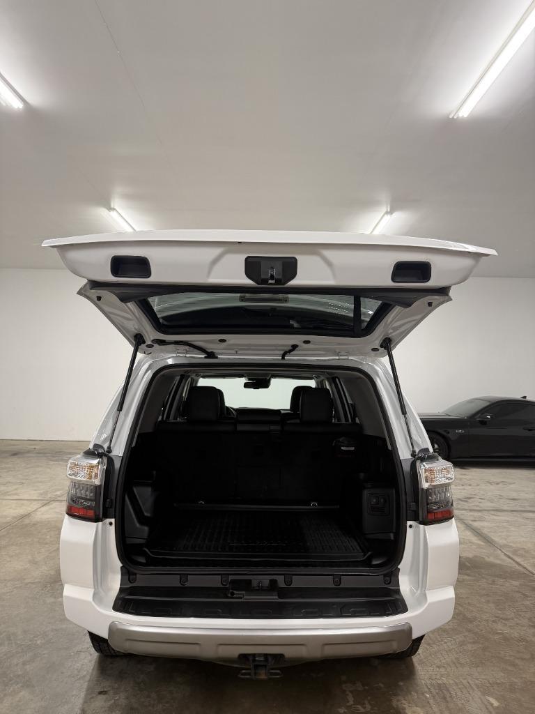 Toyota 4Runner TRD Off-road Premium 4WD 2024