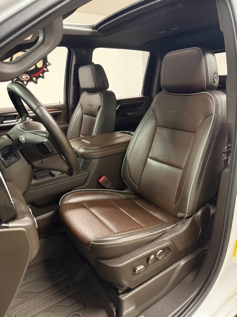 GMC Sierra 2500HD Denali Crew Cab 4WD SB 2024