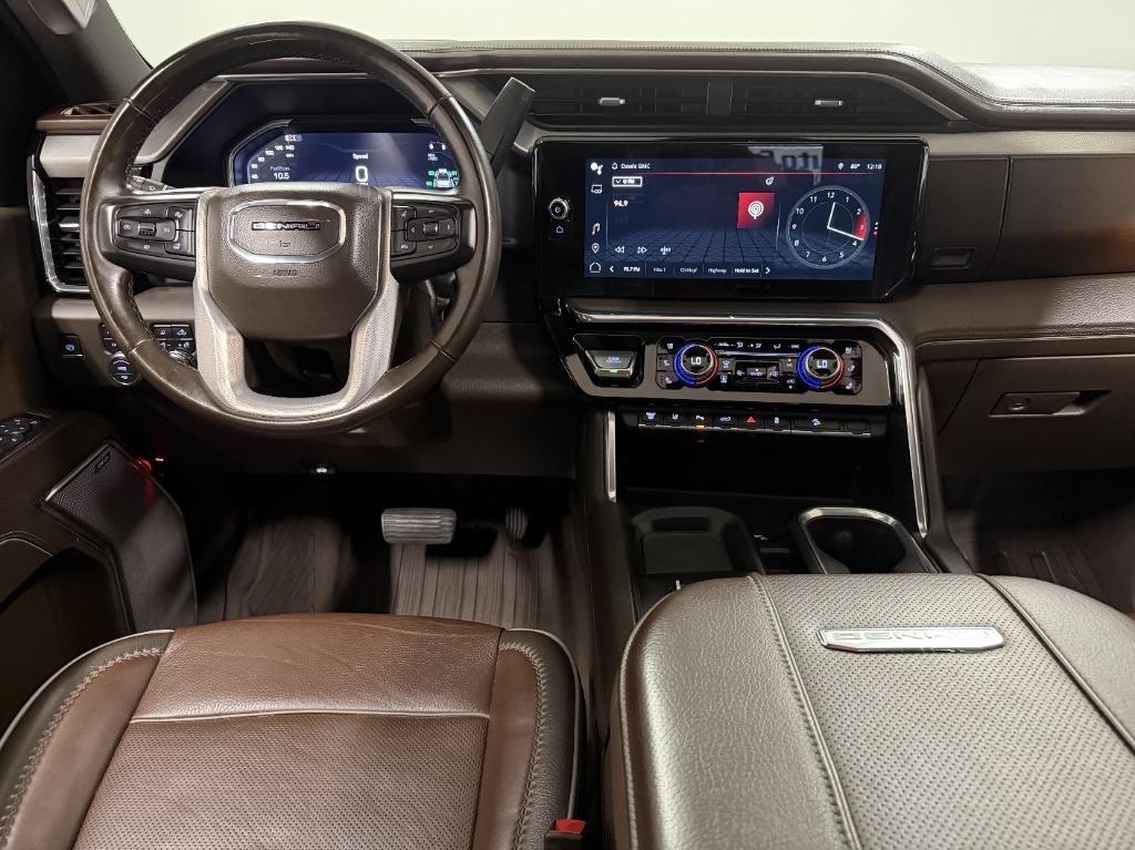 GMC Sierra 2500HD Denali Crew Cab 4WD SB 2024