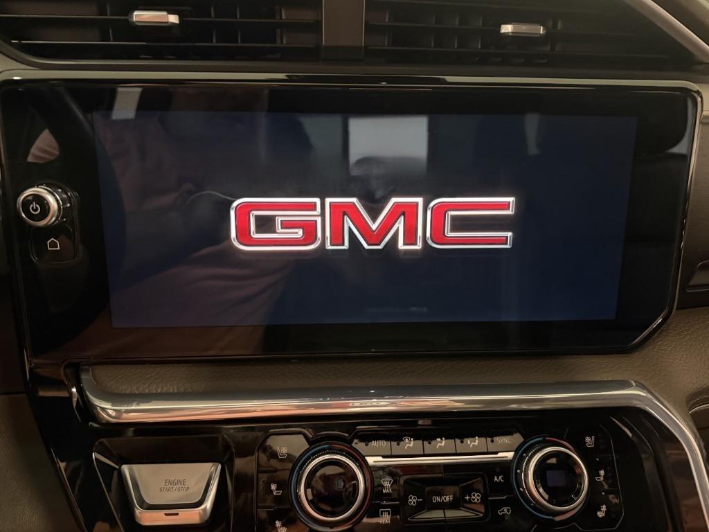 GMC Sierra 2500HD Denali Crew Cab 4WD SB 2024