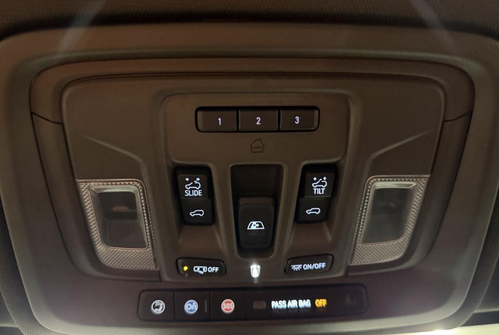 GMC Sierra 2500HD Denali Crew Cab 4WD SB 2024