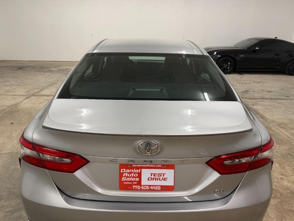 Toyota Camry SE 2018