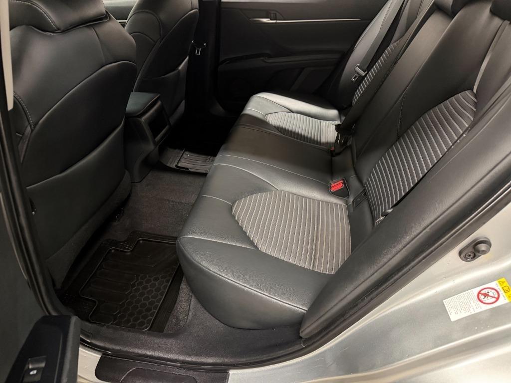 Toyota Camry SE 2018