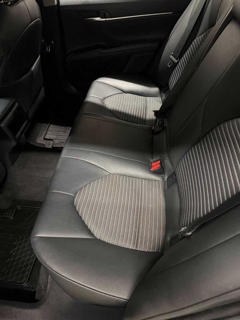 Toyota Camry SE 2018