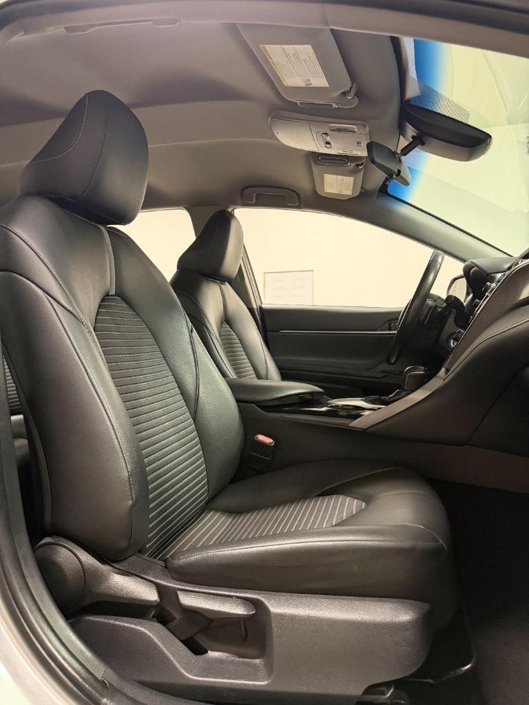 Toyota Camry SE 2018