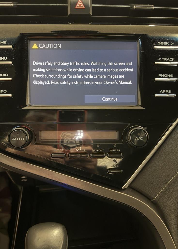 Toyota Camry SE 2018