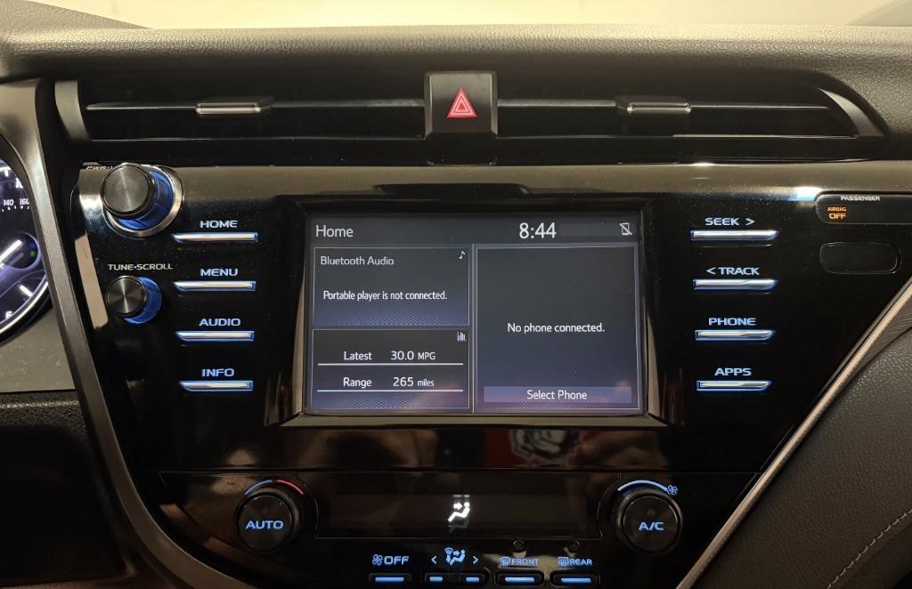Toyota Camry SE 2018