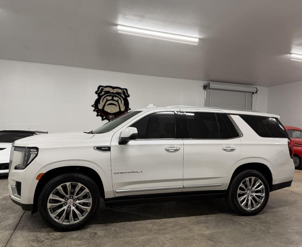 GMC Yukon Denali 4WD 2022