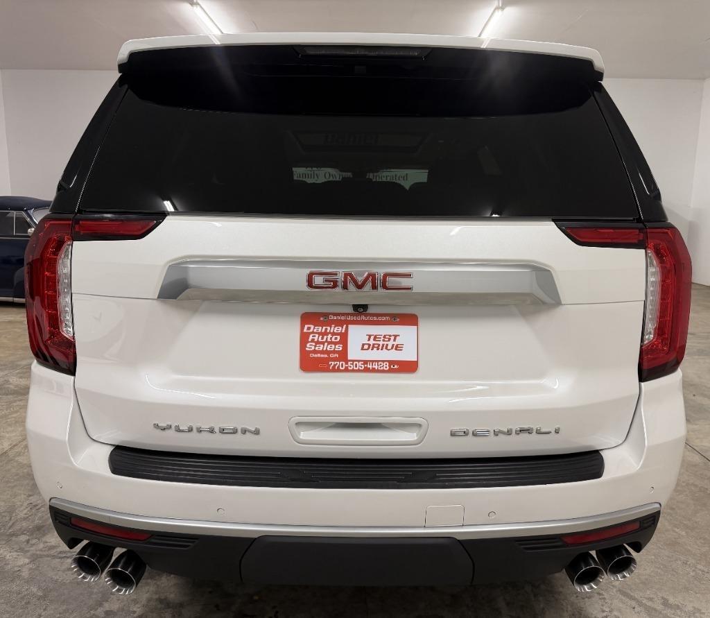 GMC Yukon Denali 4WD 2022