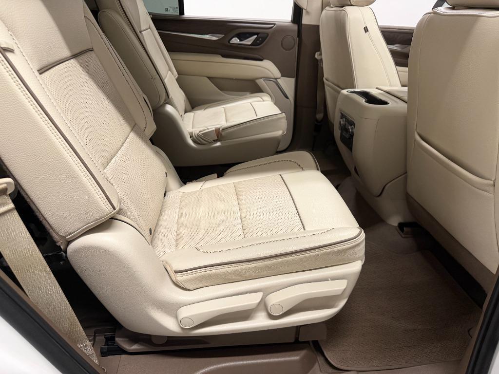 GMC Yukon Denali 4WD 2022
