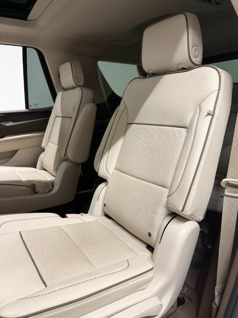 GMC Yukon Denali 4WD 2022