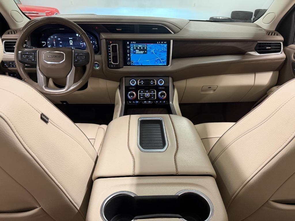 GMC Yukon Denali 4WD 2022