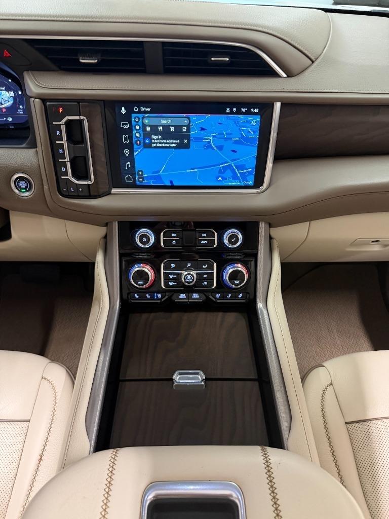 GMC Yukon Denali 4WD 2022