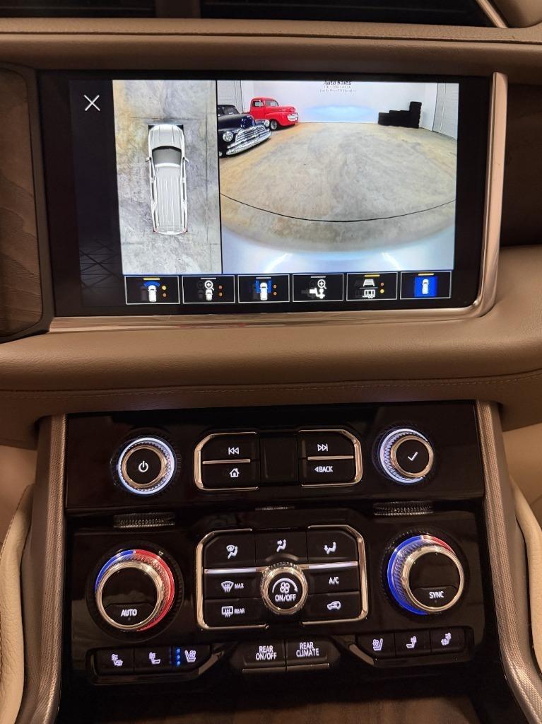GMC Yukon Denali 4WD 2022