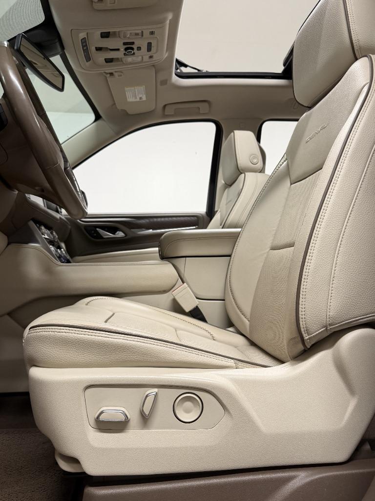GMC Yukon Denali 4WD 2022