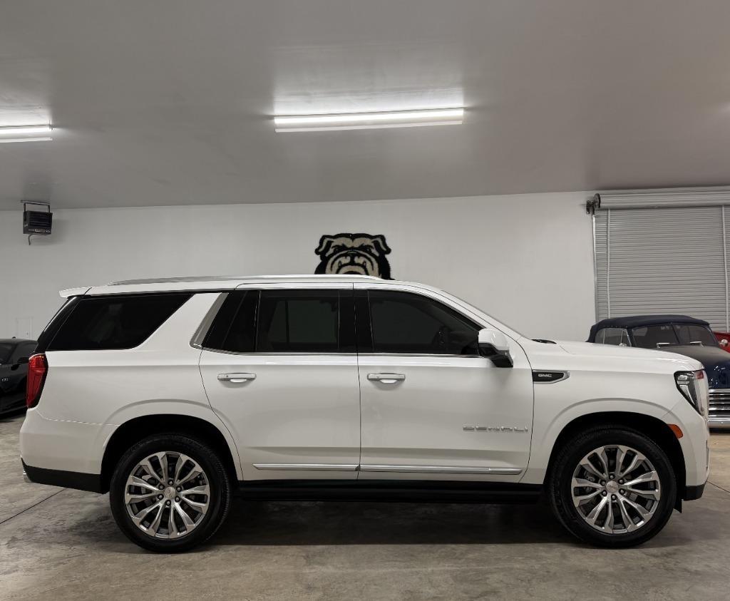 GMC Yukon Denali 4WD 2022