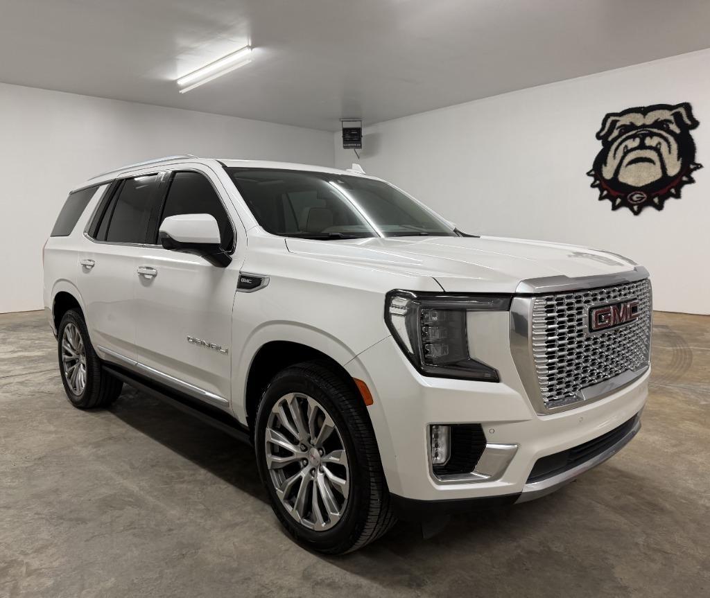 GMC Yukon Denali 4WD 2022